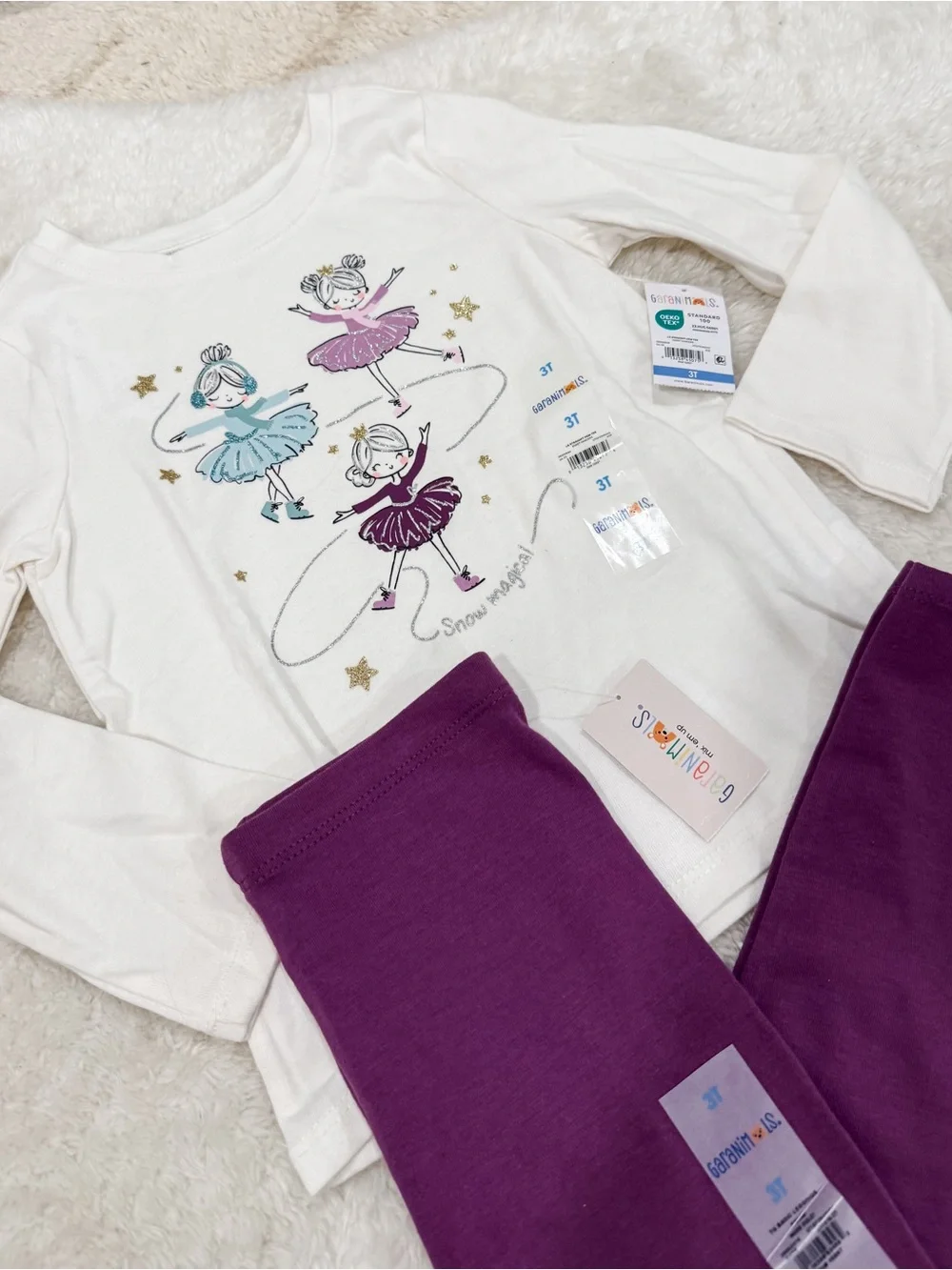 NWT Kids Toddler girls 2-pc outfit set, purple leggings and cream ice skaters